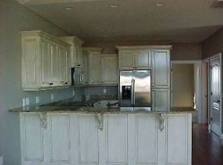 214 Smith St, Atlantic Beach, NC 28512