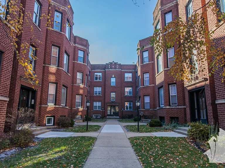 853 W Cornelia Ave #1S — Photo 6