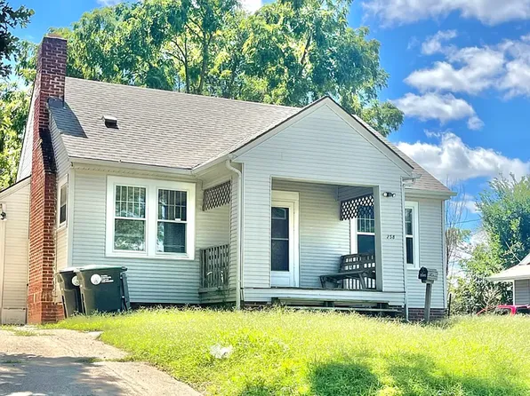 2585 Ida St, Omaha, NE 68112
