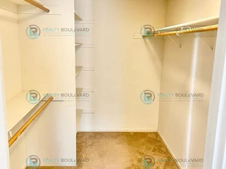 6073 Torrington Dr — Photo 24