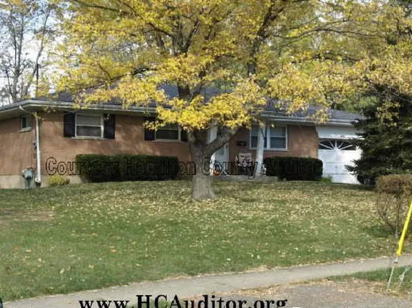 3786 Brockton Dr, Cincinnati, OH 45251