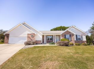 7 7th Green Ct, Belleville, IL 62220