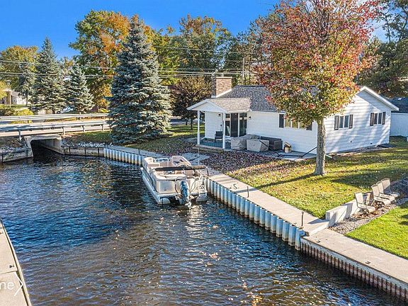 1645 E Houghton Lake Dr, Houghton Lake, MI 48629 | MLS #50128576 | Zillow