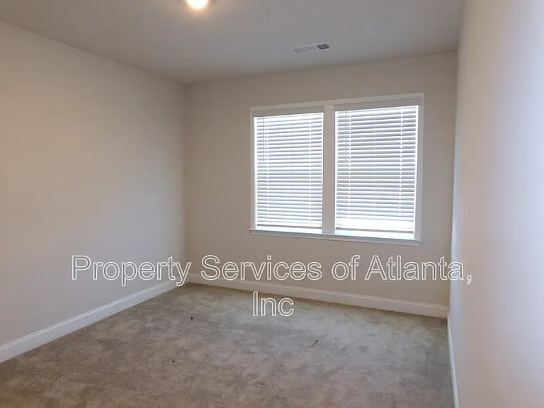 930 Elderberry Ct — Photo 21