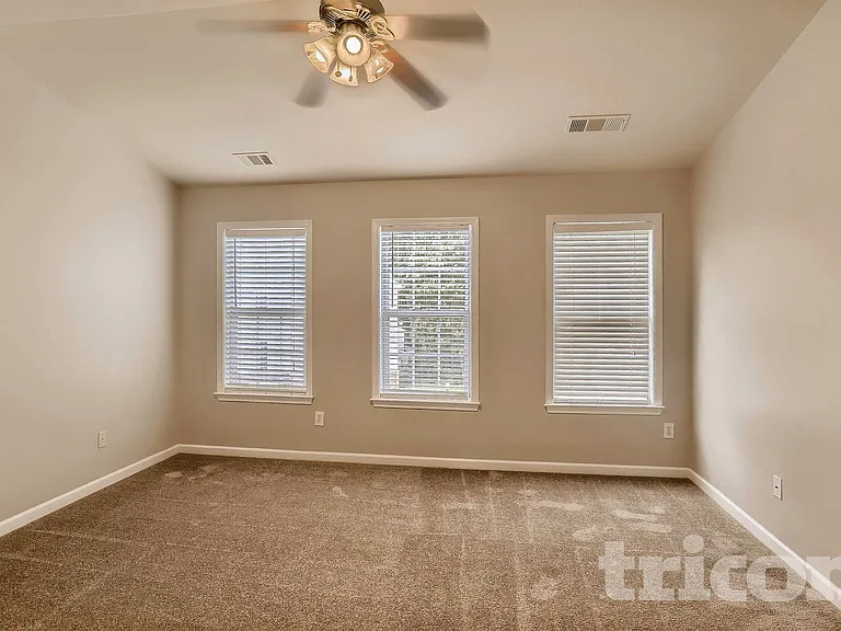 4014 Howell Park Rd — Photo 9