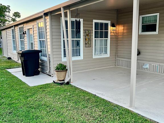 4th image of 4 Montilla Way