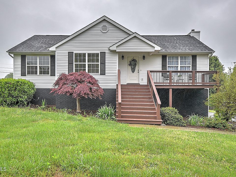 1st image of 1002 Mountain Breeze Ln