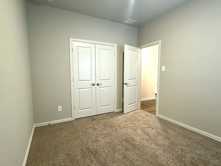 3915 Marble Falls Dr — Photo 25
