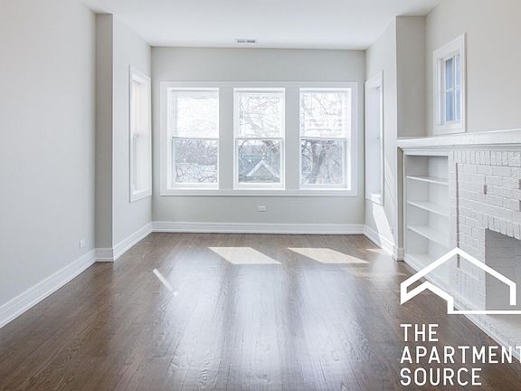 4th image of 1667 N Richmond St #4