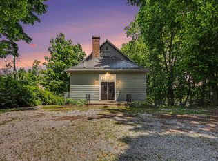 9030 Columbus Rd, Mount Vernon, OH 43050