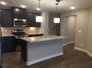 9934 5th Street Ln N, Lake Elmo, MN 55042