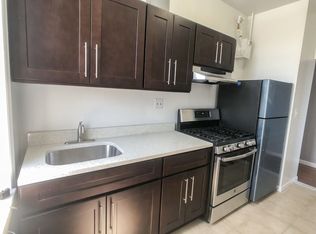 2827 37th St APT 25, Astoria, NY 11103