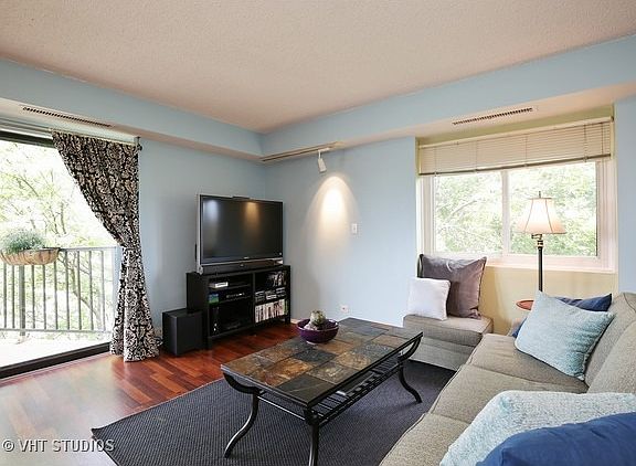 5th image of 35 S Baybrook Dr Unit 605