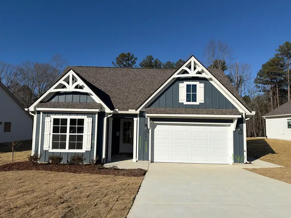 546 Nature Trl, Soddy Daisy, TN 37379