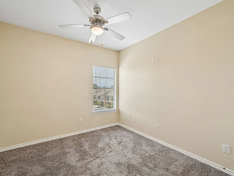 La Marquesa Apartments — Photo 28