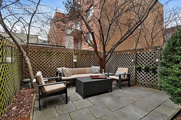 Sold by Corcoran | media 25