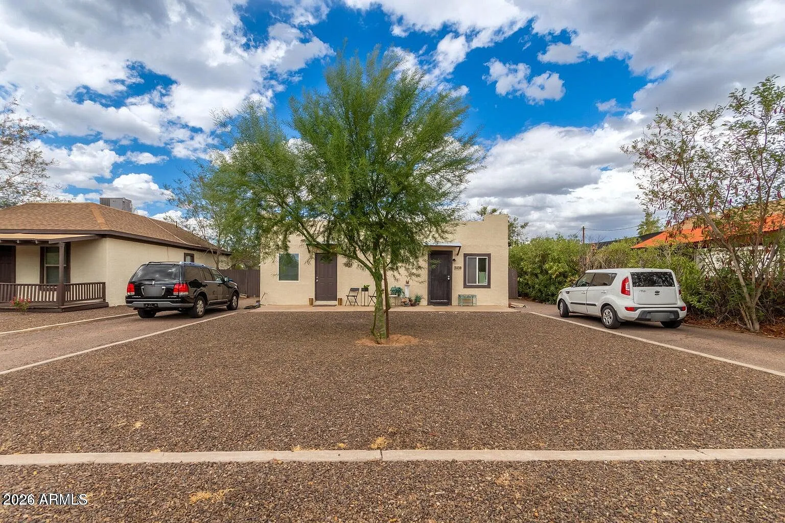 1 bed, 1.0 bath, 700 sqft, $1,199 — Photo 2