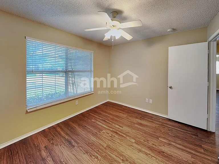 10800 Irish Glen Trl — Photo 15