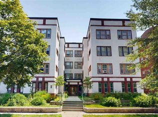 228 S Summit St APT B3, Iowa City, IA 52240