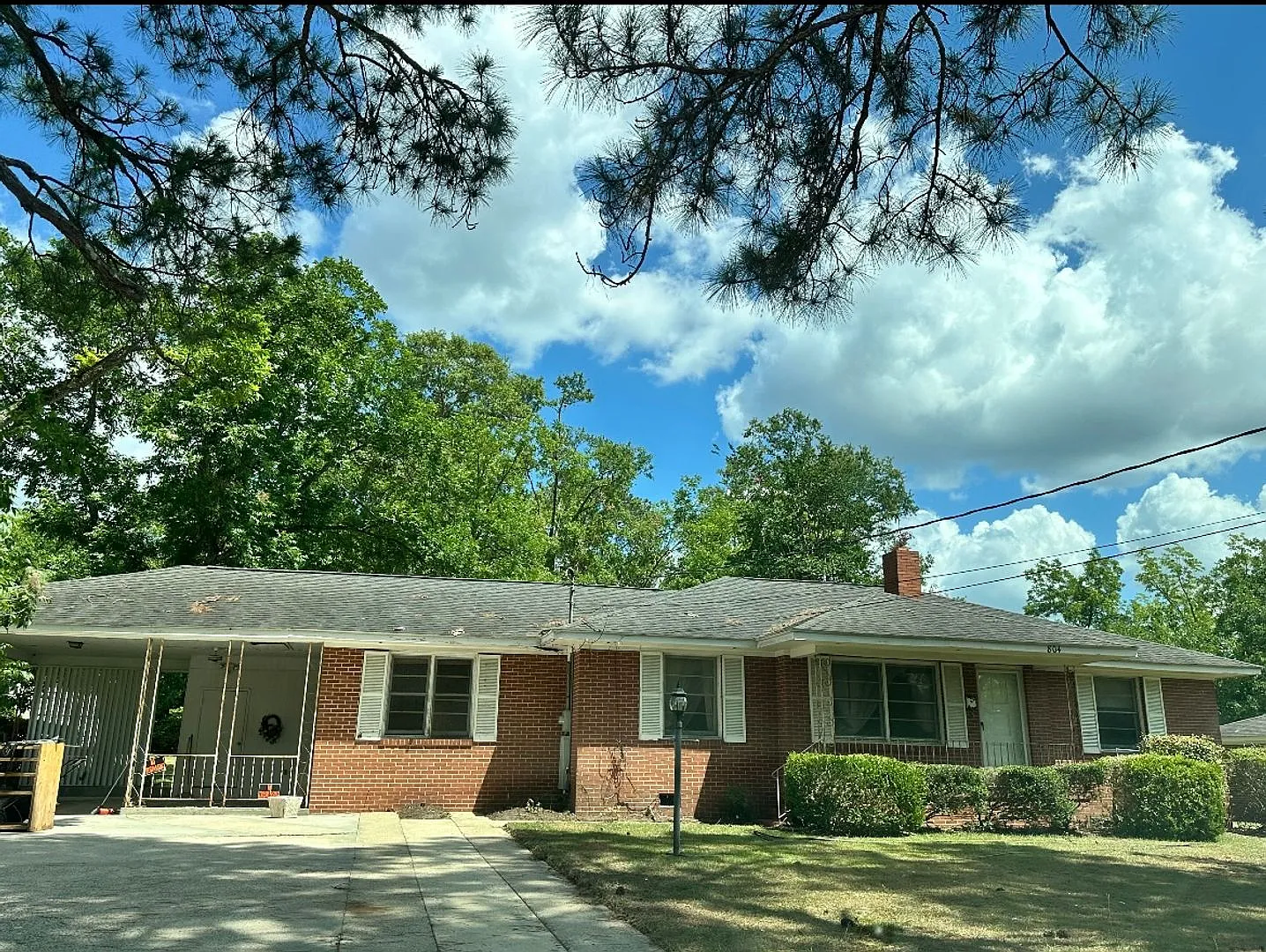 3 Bed 2 Bath House — Photo 1