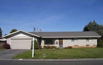 1st image of 1335 E Elm St