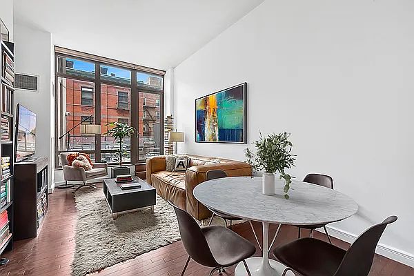 1st image of 101 W 24th St APT 3D