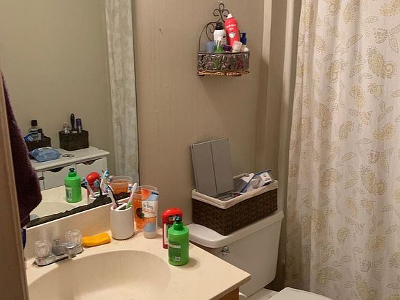 4th image of 547 King St #8229828