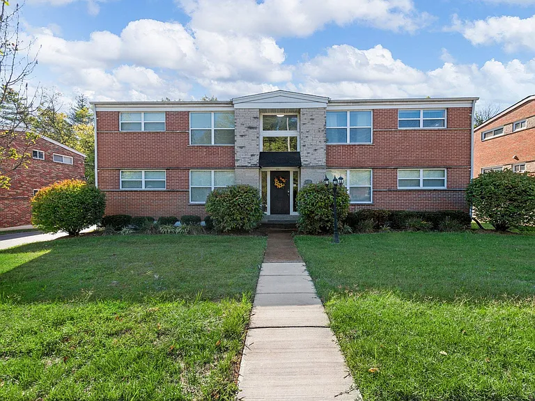 10132 Manchester Rd #B — Photo 12