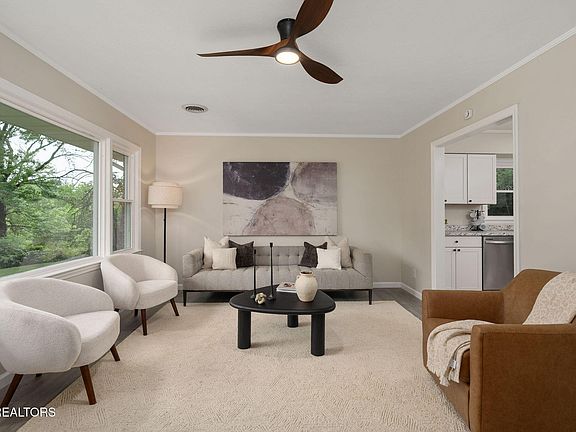 5th image of 630 Briar Patch Ln