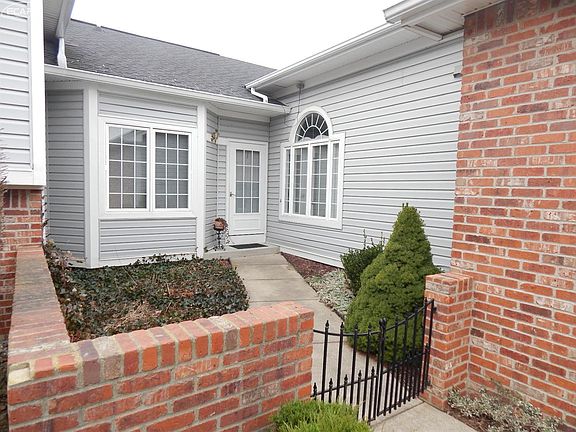 2nd image of 6305 Squire Lake Dr