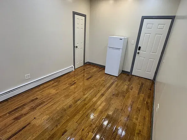 154 Clarence St, Bridgeport, CT
