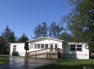 743 Edgewood Ave NE, Ocean Shores, WA 98569