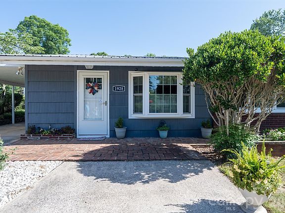 4th image of 1928 Marigold Ln