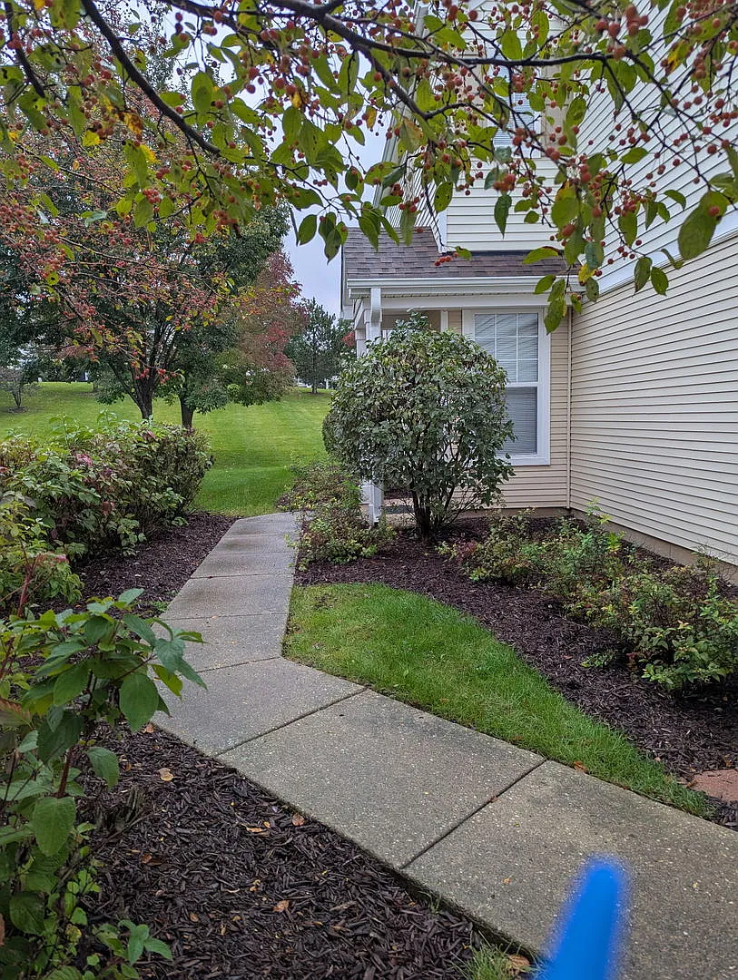 2 bed, 2.5 bath, $2,400 — Photo 1