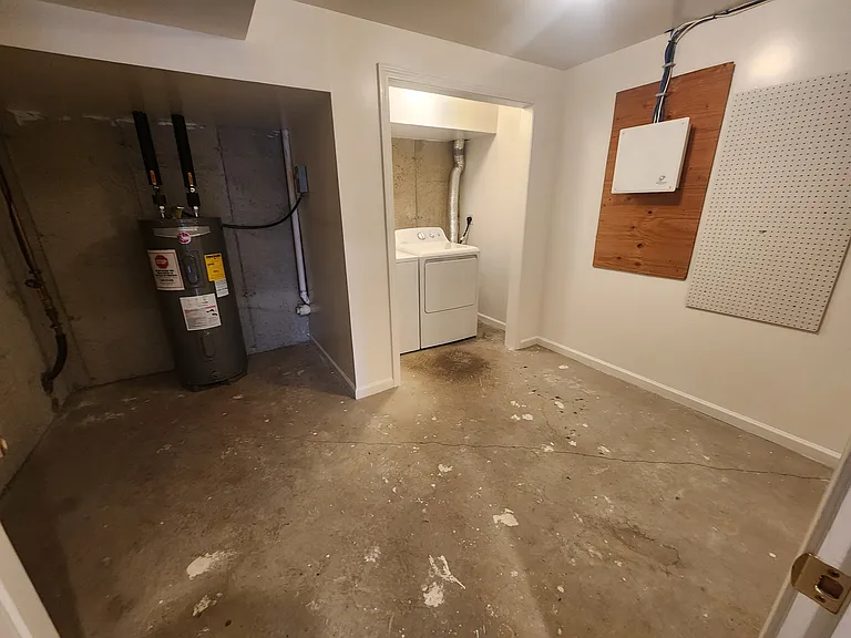27 Van Buren Ave #B1 — Photo 13