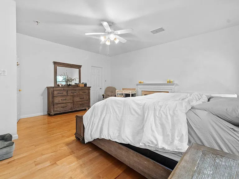 16611 Highland Summit Dr — Photo 28