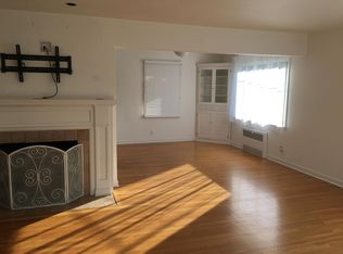 8810 Main St, Edmonds, WA 98026