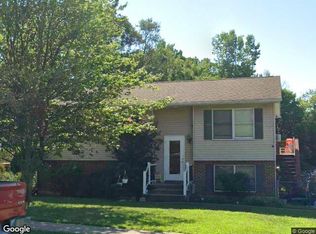 307 E Village Rd, Elkton, MD 21921