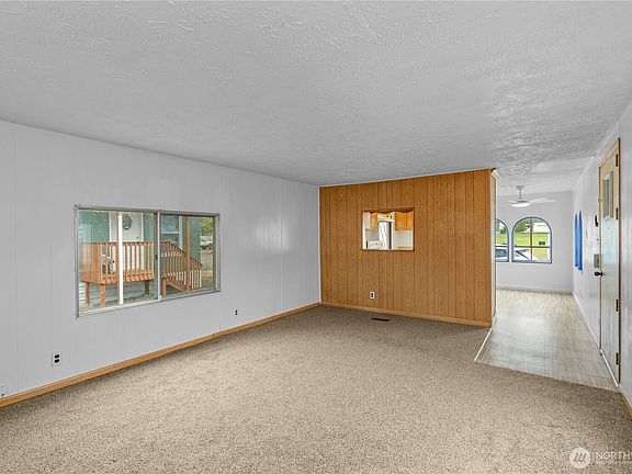 4th image of 5609 Olympic Highway #16
