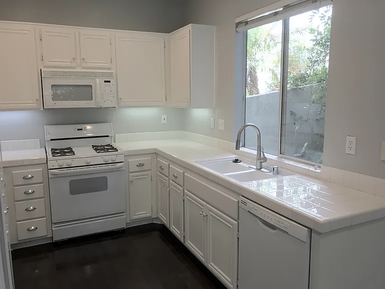 5569 Sienna Way — Photo 3