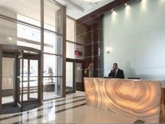 3rd image of 6405 Yellowstone Blvd Penthouse 514