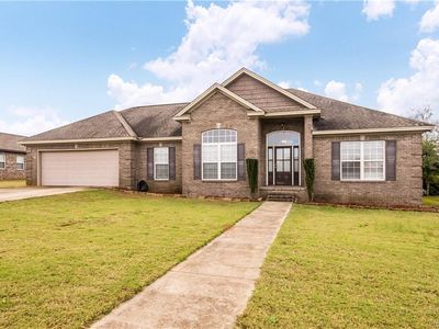 74 Brookshire Dr, Deatsville, AL, 36022