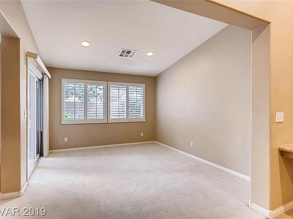 4th image of 3417 Glacial Lake St