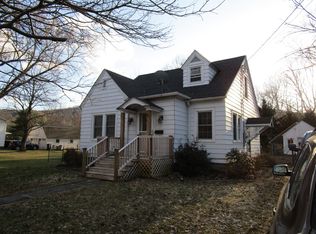 83 Plymouth St, Norwich, NY 13815