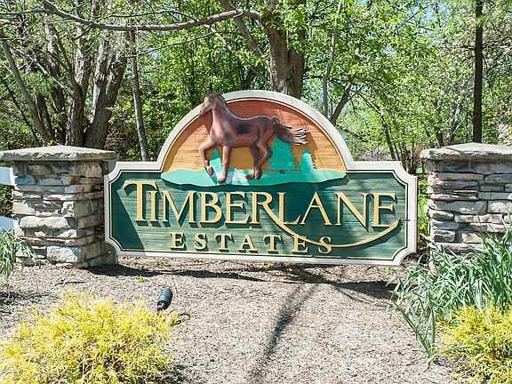 5th image of 20853 Evergreen Trl