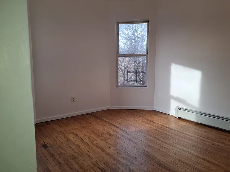296 Woodworth Ave #2L — Photo 11
