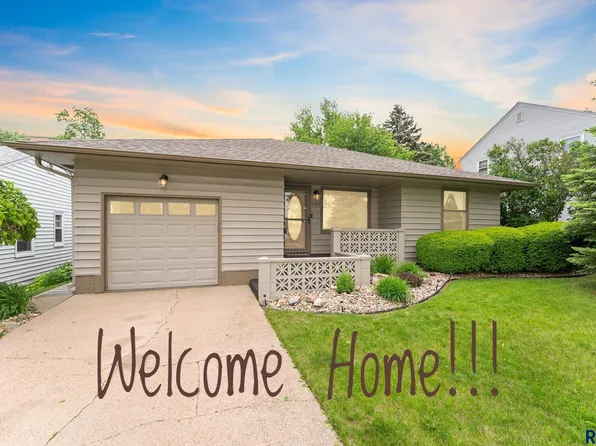 2310 W 22nd St, Sioux Falls, SD 57105