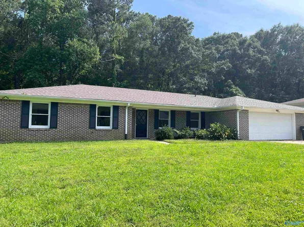 3121 Hawthorne Cir, Southside, AL 35907