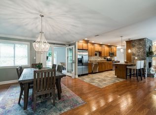 38 Murray St, Peabody, MA 01960