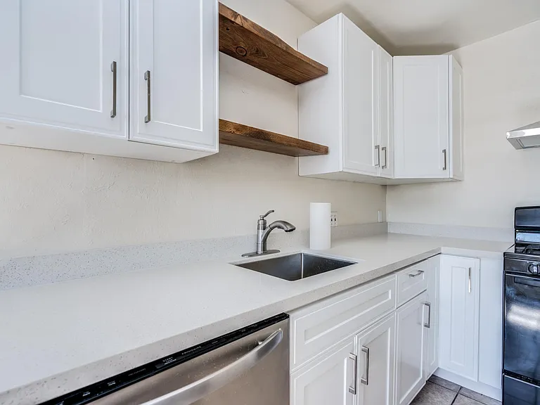 Quartz Counters